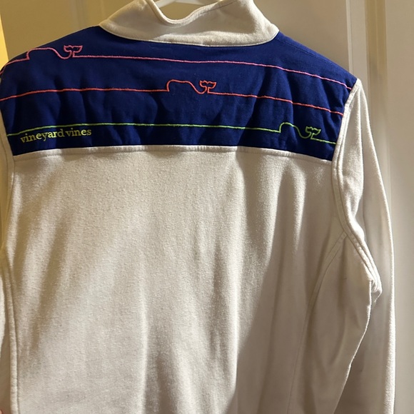 XL Vineyard Vines Shep Shirt - Picture 5 of 6